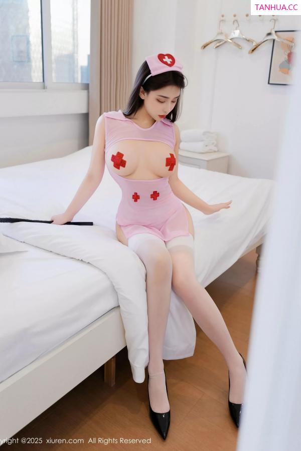  [XiuRen]高清写真图 2025.06.23 No.10449 云璎珞 粉色护士第16张图片
